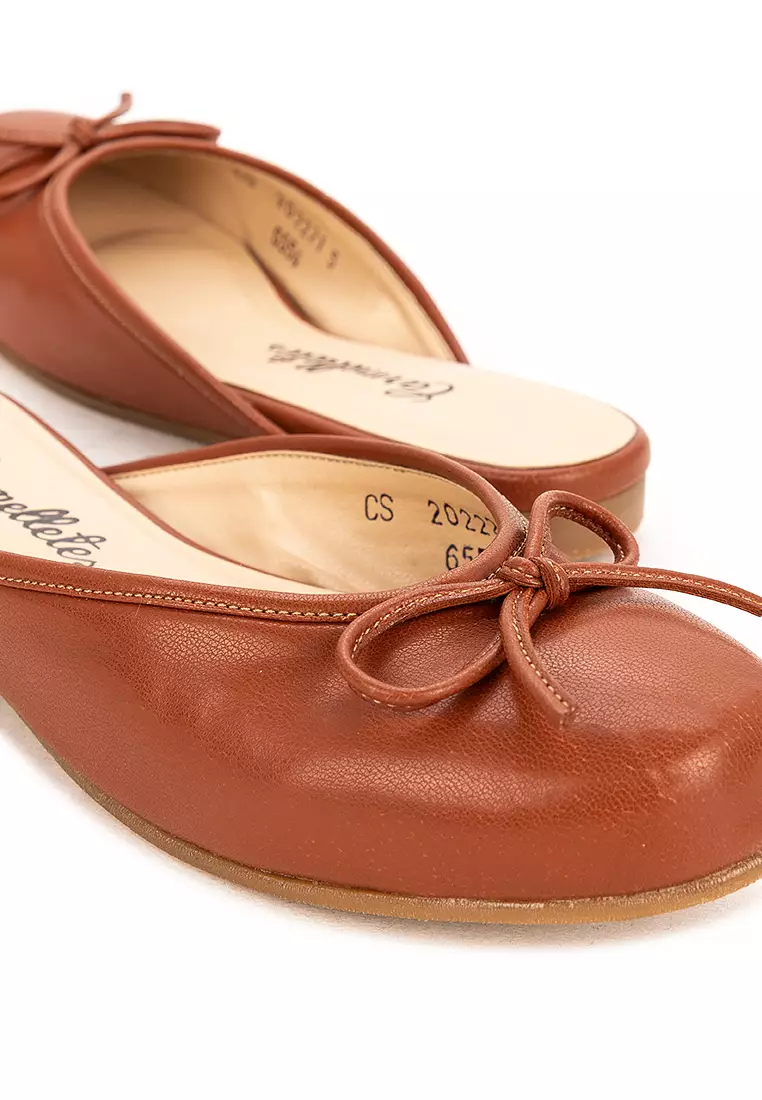 Round Toe Flat Mules