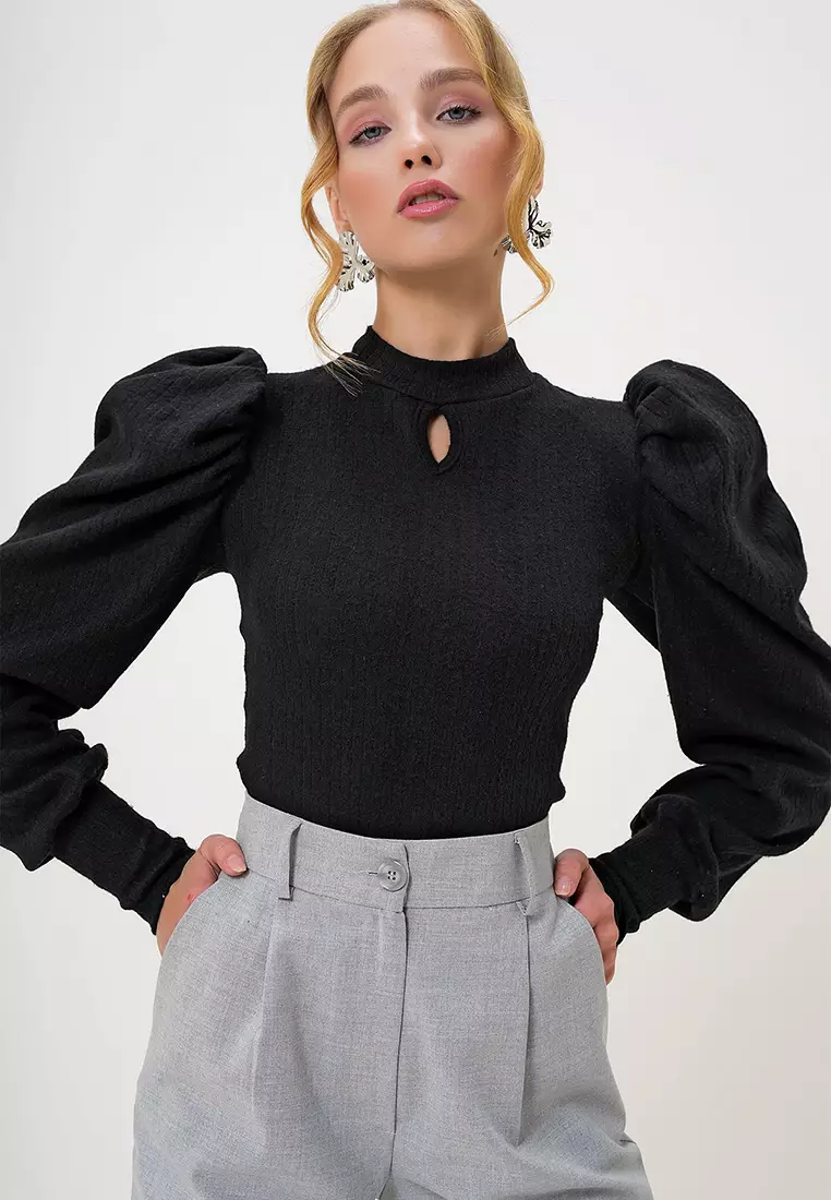 Women's Black Crew Neck Drop Neck Princess Sleeve Knitwear Blouse Alc-X13069