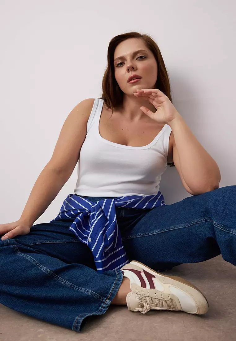 White U-Neck Soft Fabric 100% Cotton Knitted Large Size Undershirt