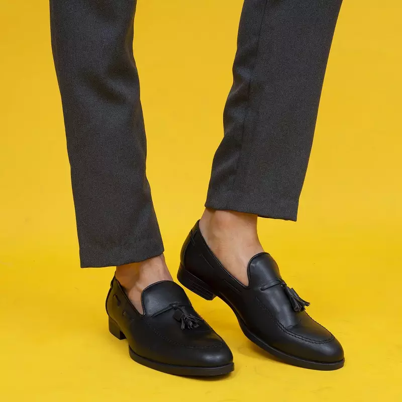 Sepatu kulit pria formal pantofel Tassel loafer hitam houseofcuff