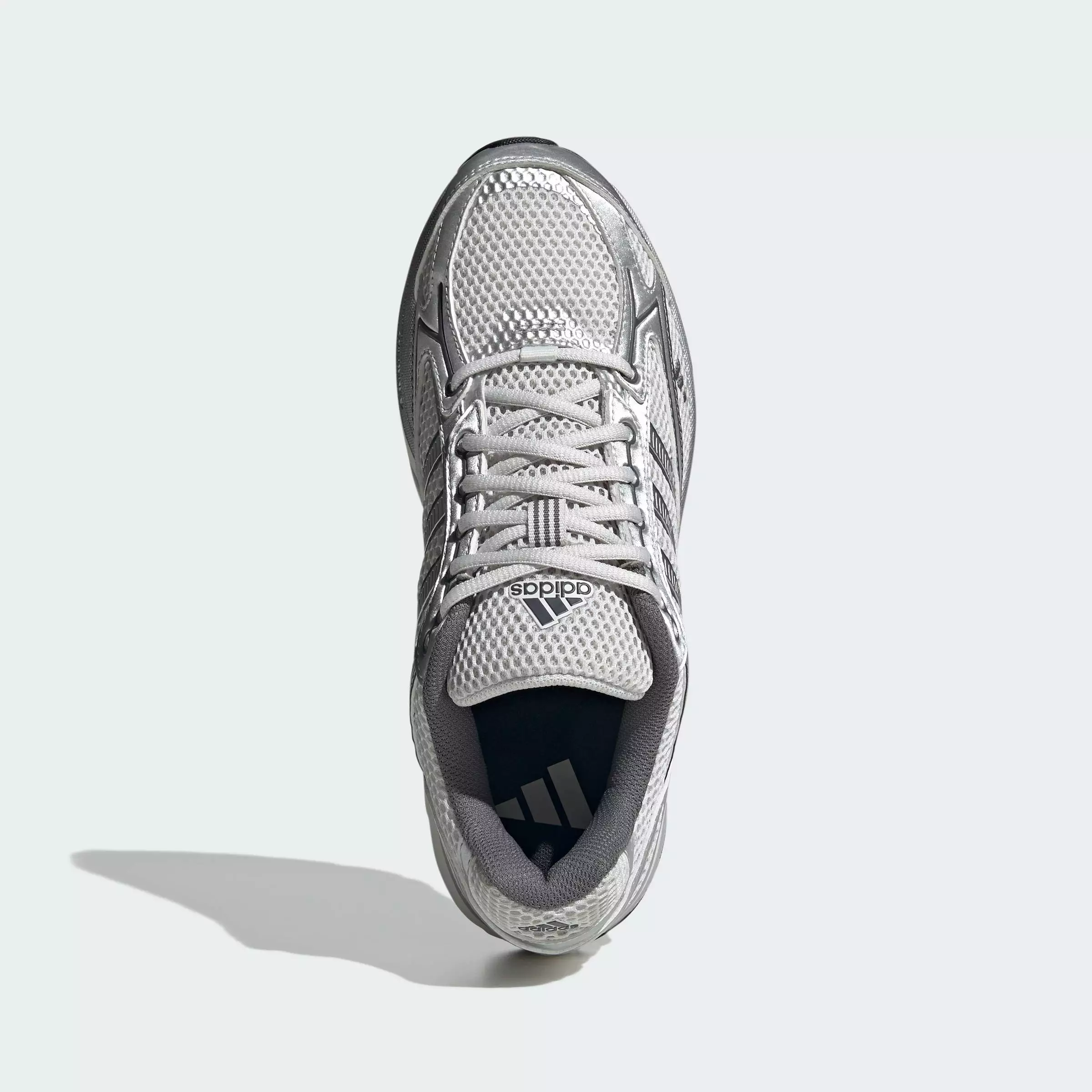 Lifestyle SPIRITAIN 2000 Trainers Unisex White KI6821