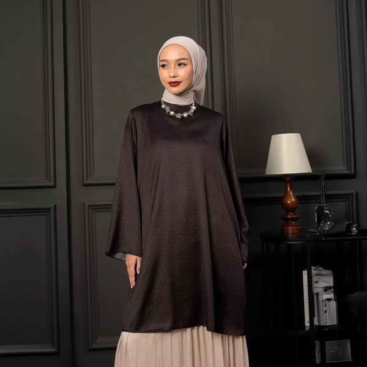 ZM Zaskia Mecca - Khaisy Browny Tunik Muslim Wanita - Teman Serumpun - Edisi Kamboja