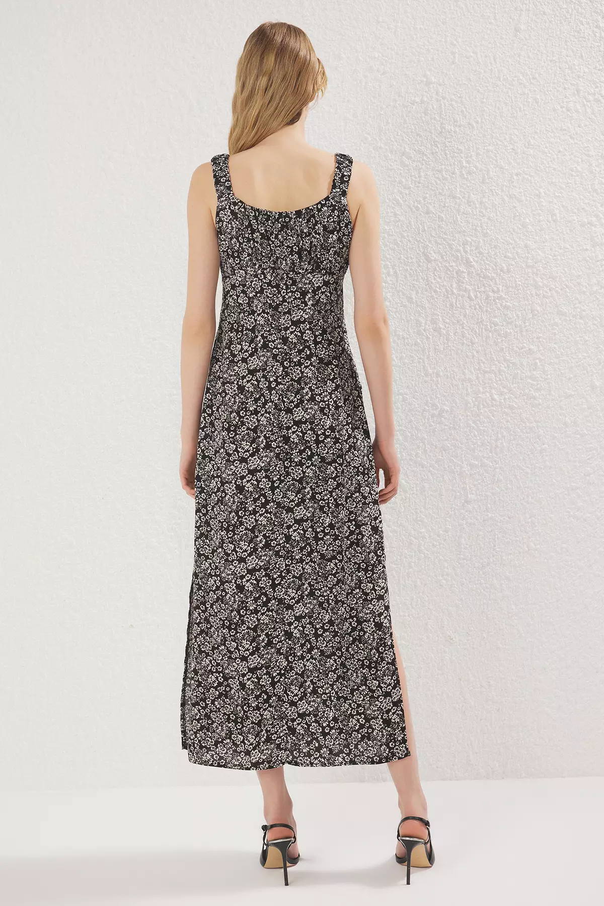 Black Floral Ruffle Maxi Woven Dress TWOSS24EL00613