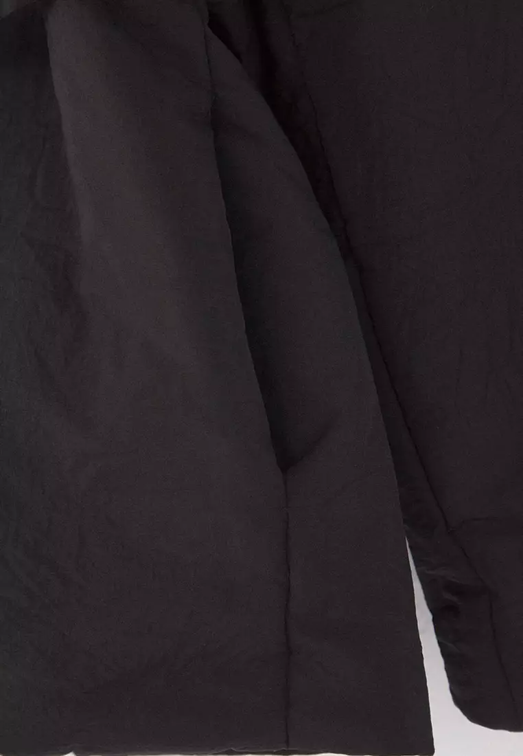 Black Regular Fit Inflatable Coat With Lacing Detail Twoaw26Mo00112