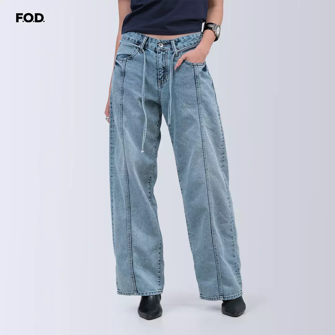 Celana Jeans Wanita Ginna Light Blue