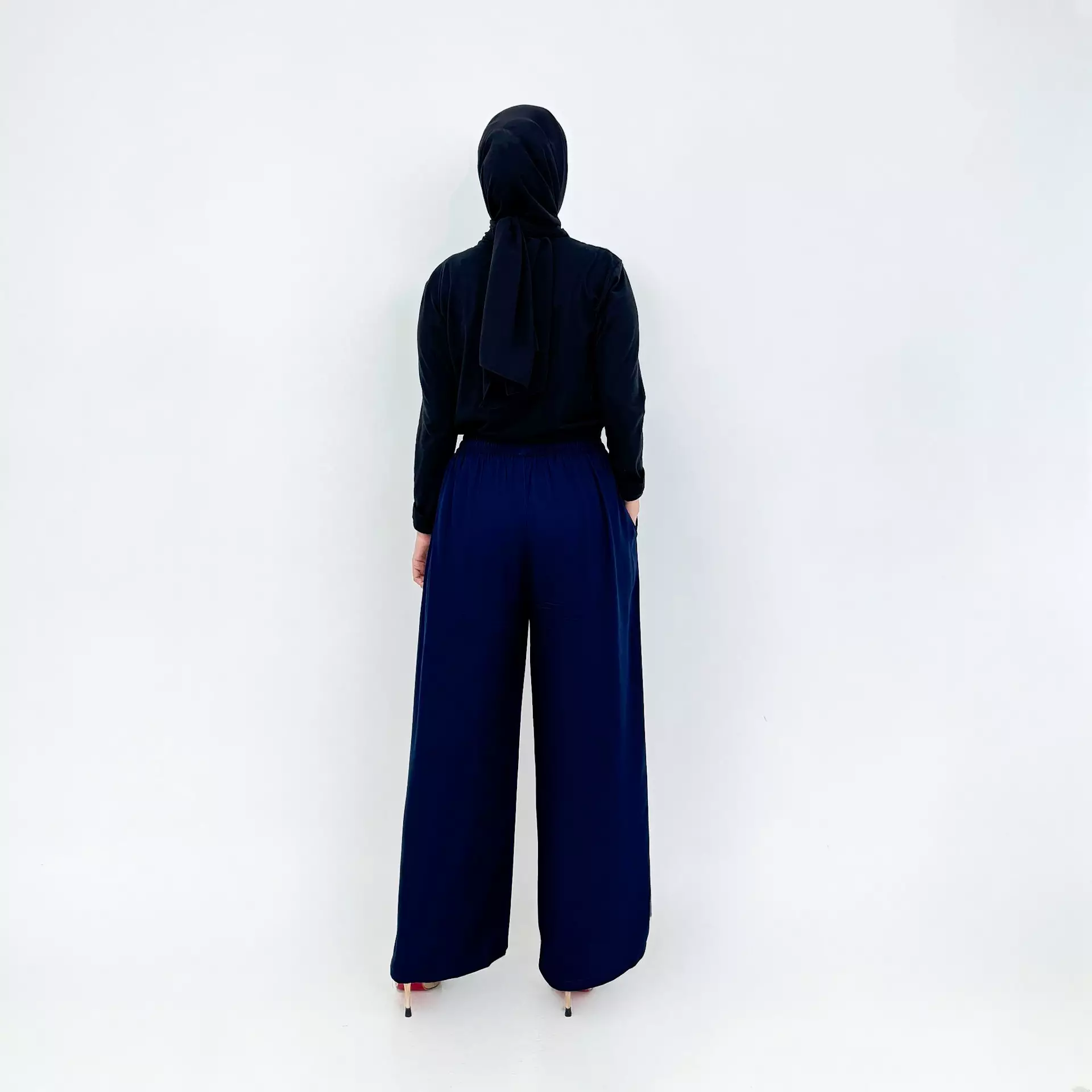Riana Kulot Basic Daily NAVY