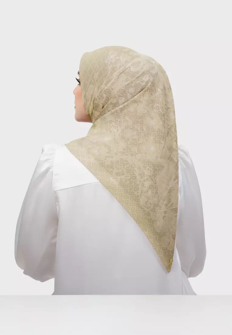 Nada 3 Voile Square - Cooking