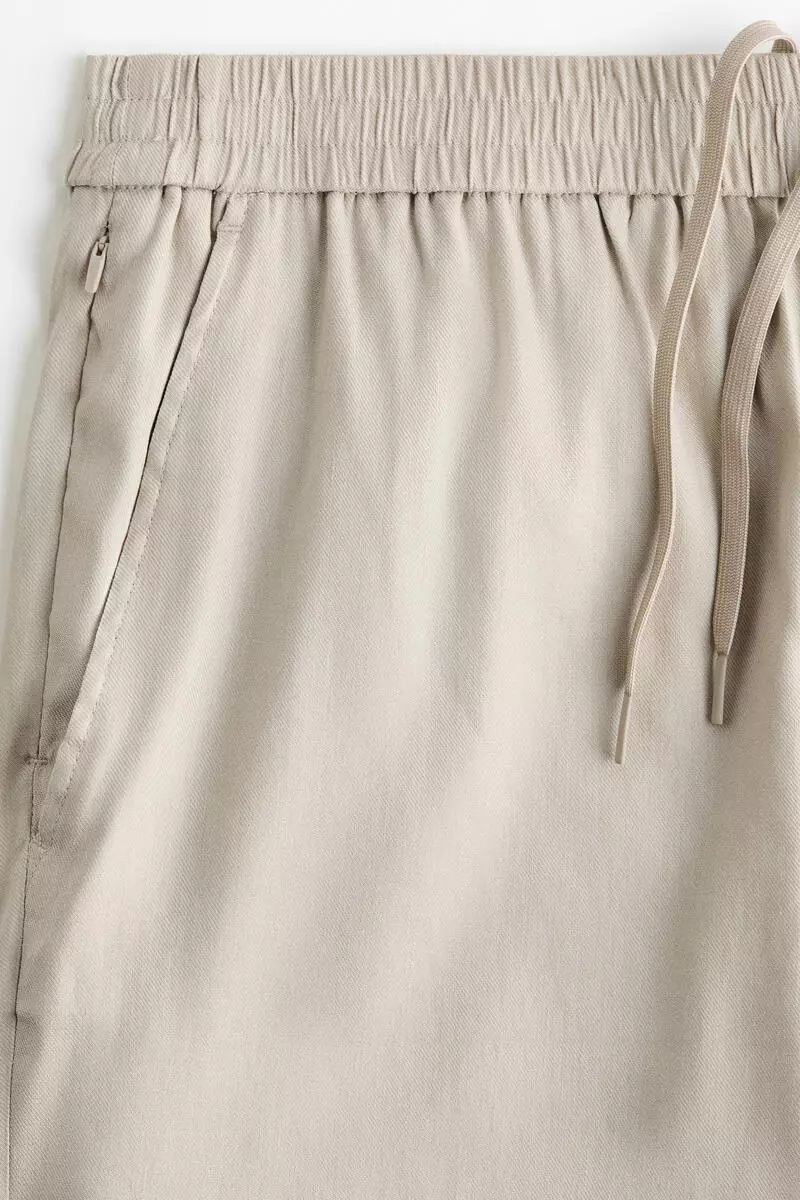 Relaxed Fit Linen-blend shorts