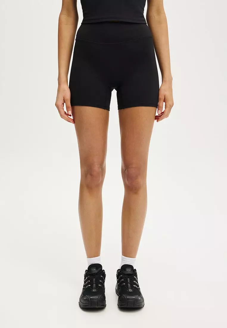 Ultra Soft Invisible Scrunch Shortie Short