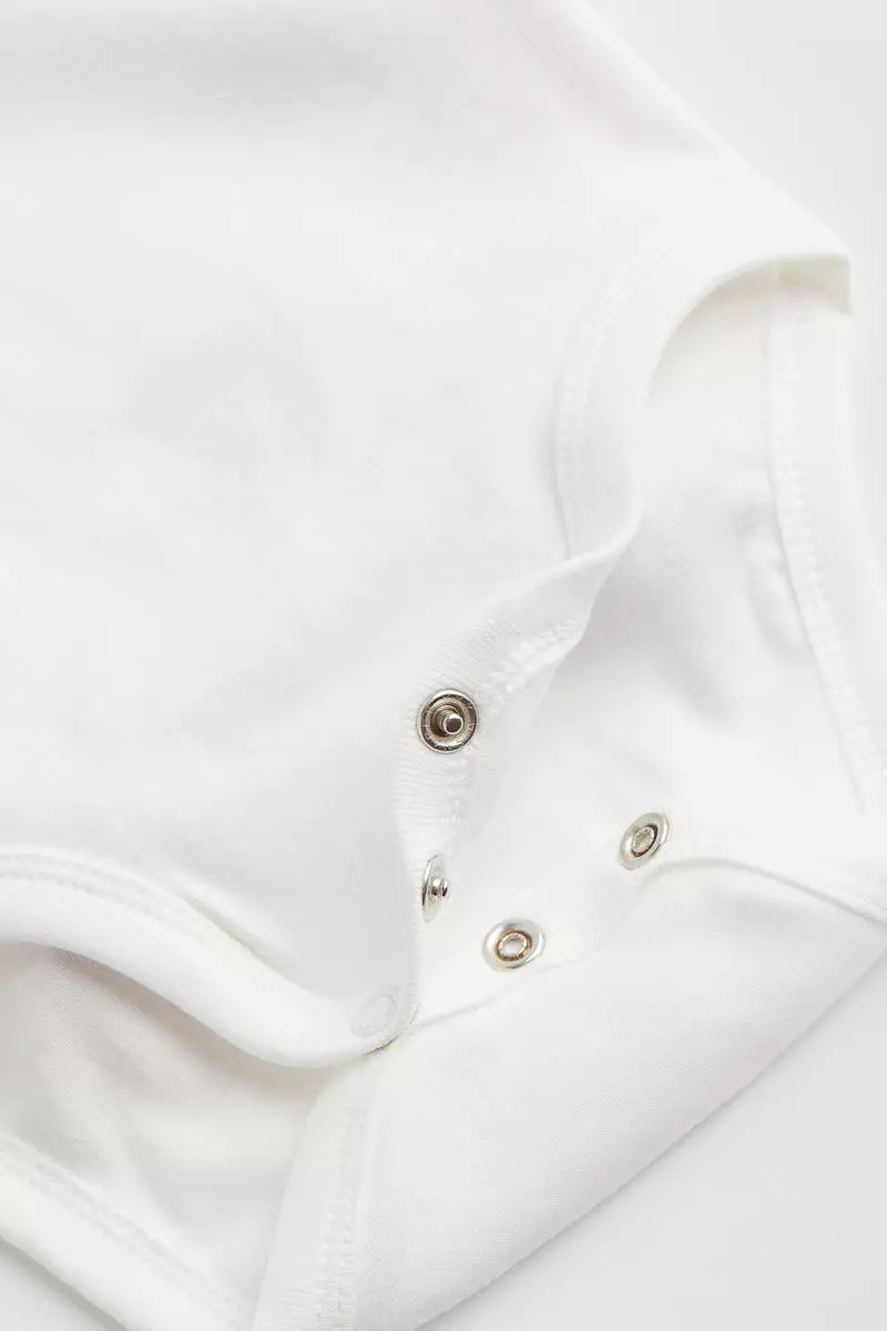 3-pack long-sleeved cotton bodysuits