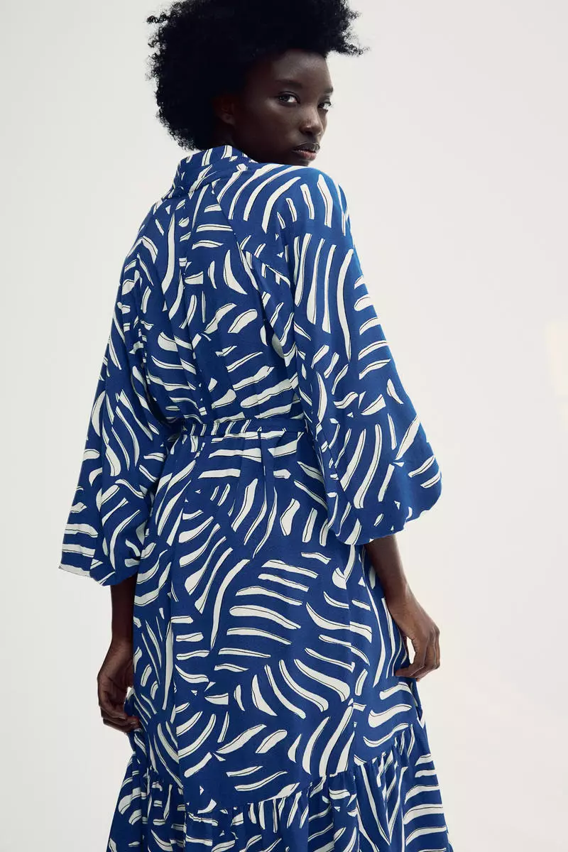 Balloon-sleeved maxi dress