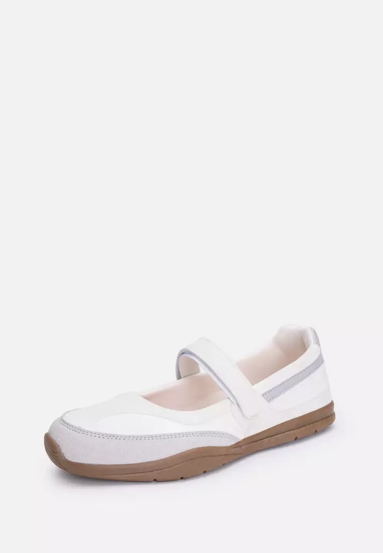 LUNARA Women's Lifestyle Athleisure Shoes