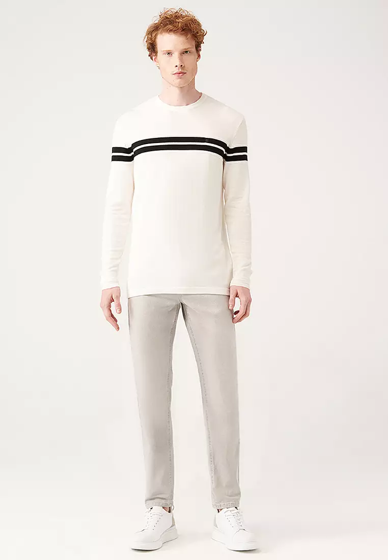 Crew Neck Knit Sweater