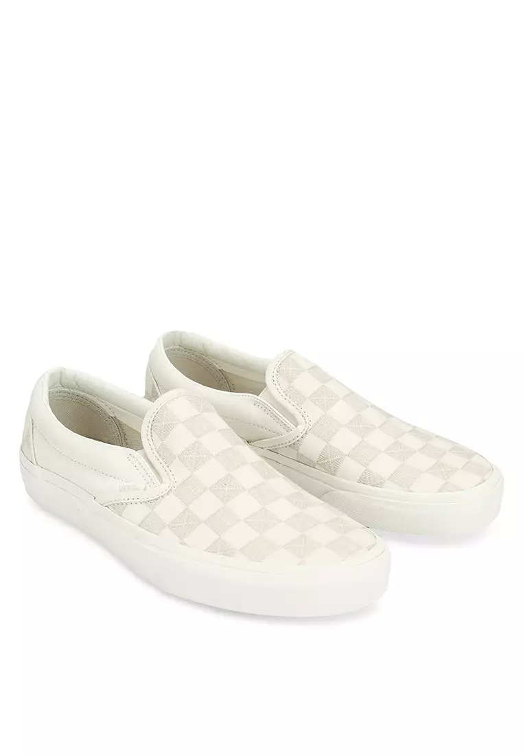 White checkered deals vans slip ons