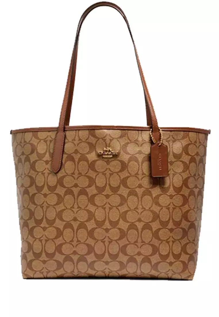 Coach sig hotsell city zip tote