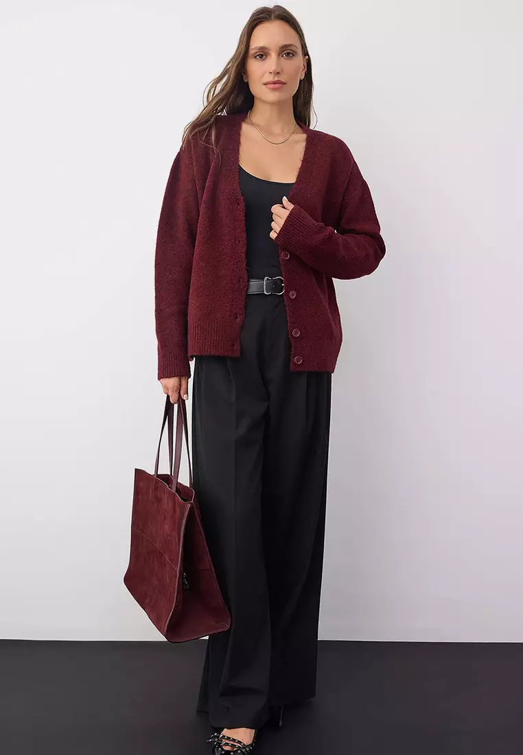 Wardrobe Essentials Burgundy Wool Wide-Cut V-Neck Knit Cardigan | Twoaw26Hi00083