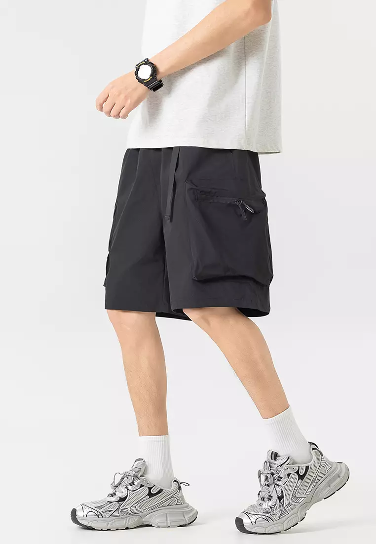 Buy Twenty Eight Shoes Multi-Pocket Functional Cargo Shorts GJL