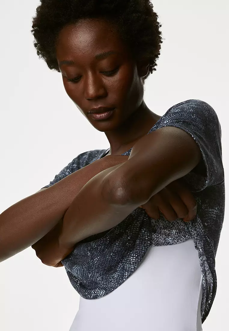 Printed Scoop Neck 2-in-1 T-Shirt