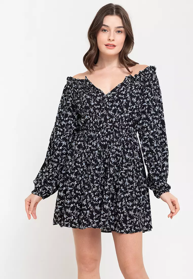 Flowy mini dresses with sleeves 2025