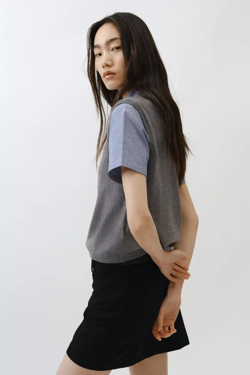 Layered top