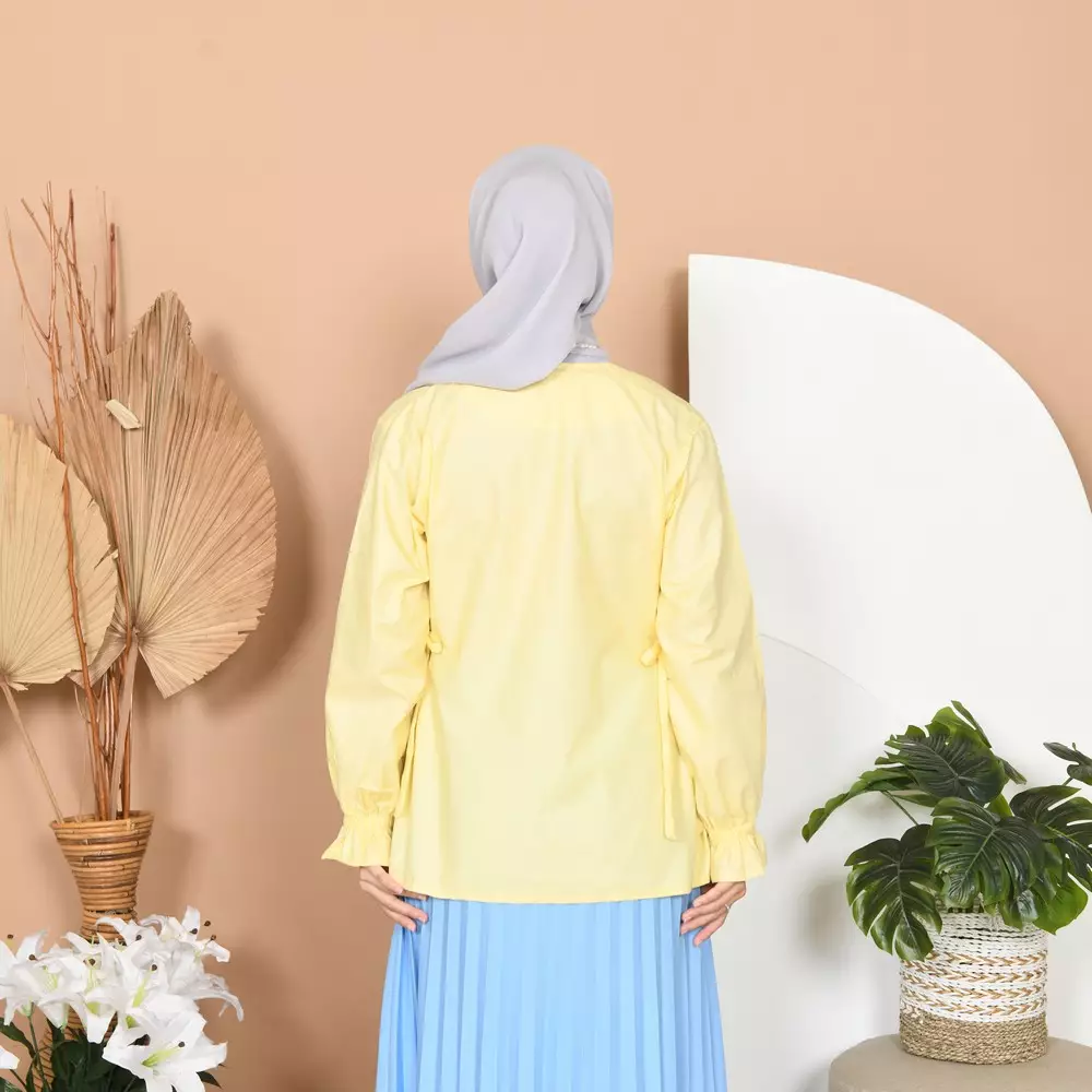 Vilya Poplin Blouse - Soft Yellow M20027 R25S2