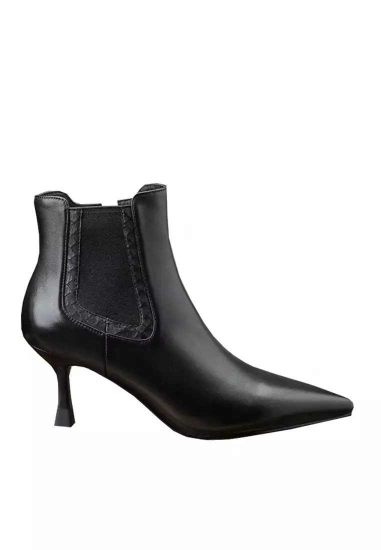 pointed black leather boots