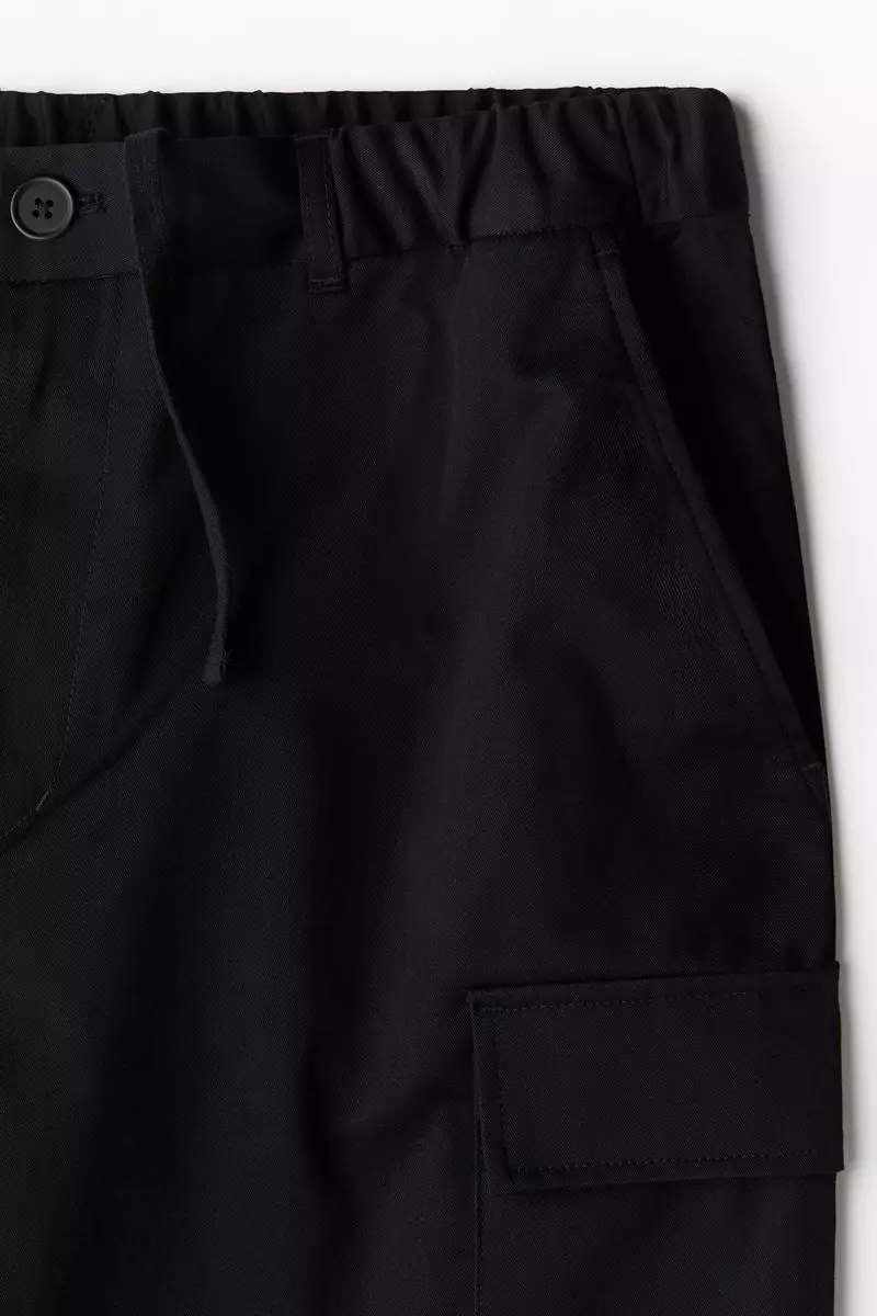 Loose Fit Cargo trousers