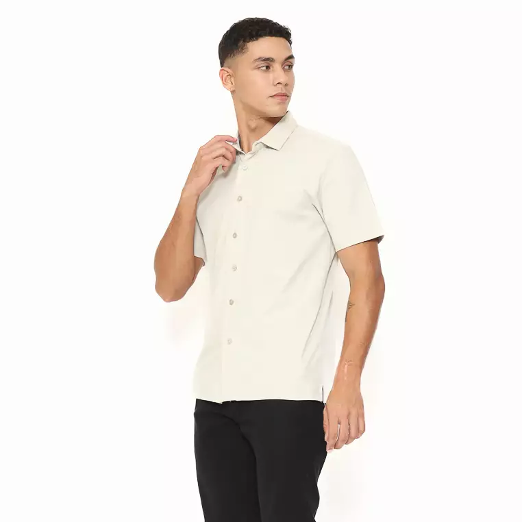 AMK Kemeja Pria Knit Lengan Pendek SHS Issa Ss Beige