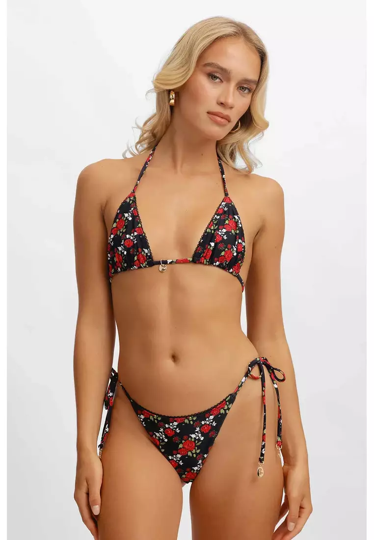 Parker Triangle Bikini Top / French Kiss