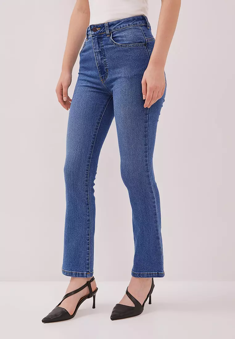 DUST Celana High Rise Bootcut Jeans Kalula Light Blue (D. 31317)