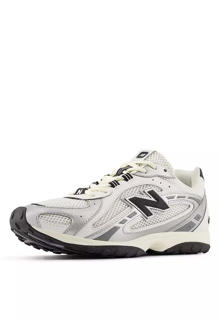 204L Classic Lifestyle Shoes