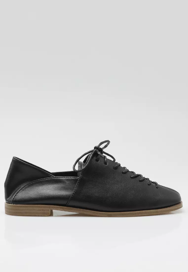Discount on Twenty Eight Shoes  shoes - SKU: Leather Lace Up Loafers Th-R6-1