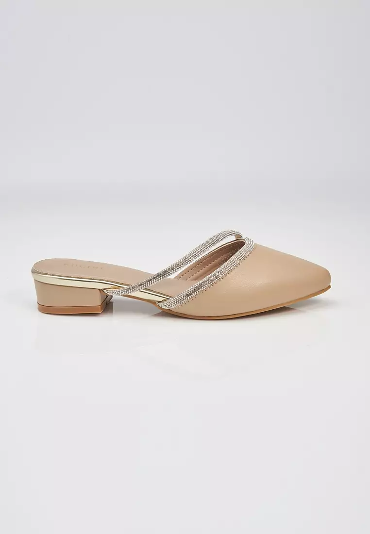 Discount on RUCINI  shoes - SKU: RUCINI Ladies Slide On Low Heels