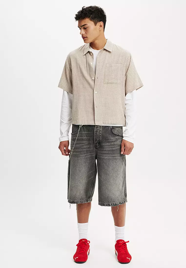 Cropped Fit Long Sleeve T-Shirt