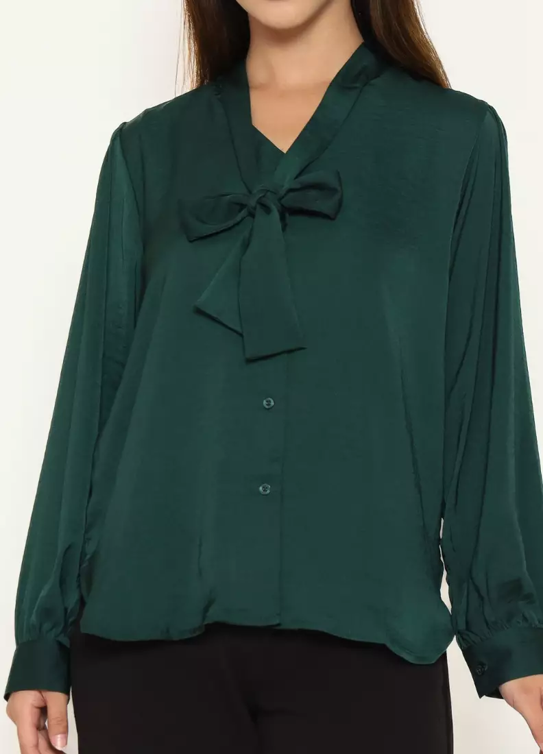Urban Exchange Andeen Green Blouse - Atasan Formal Wanita Korean Style Warna Green