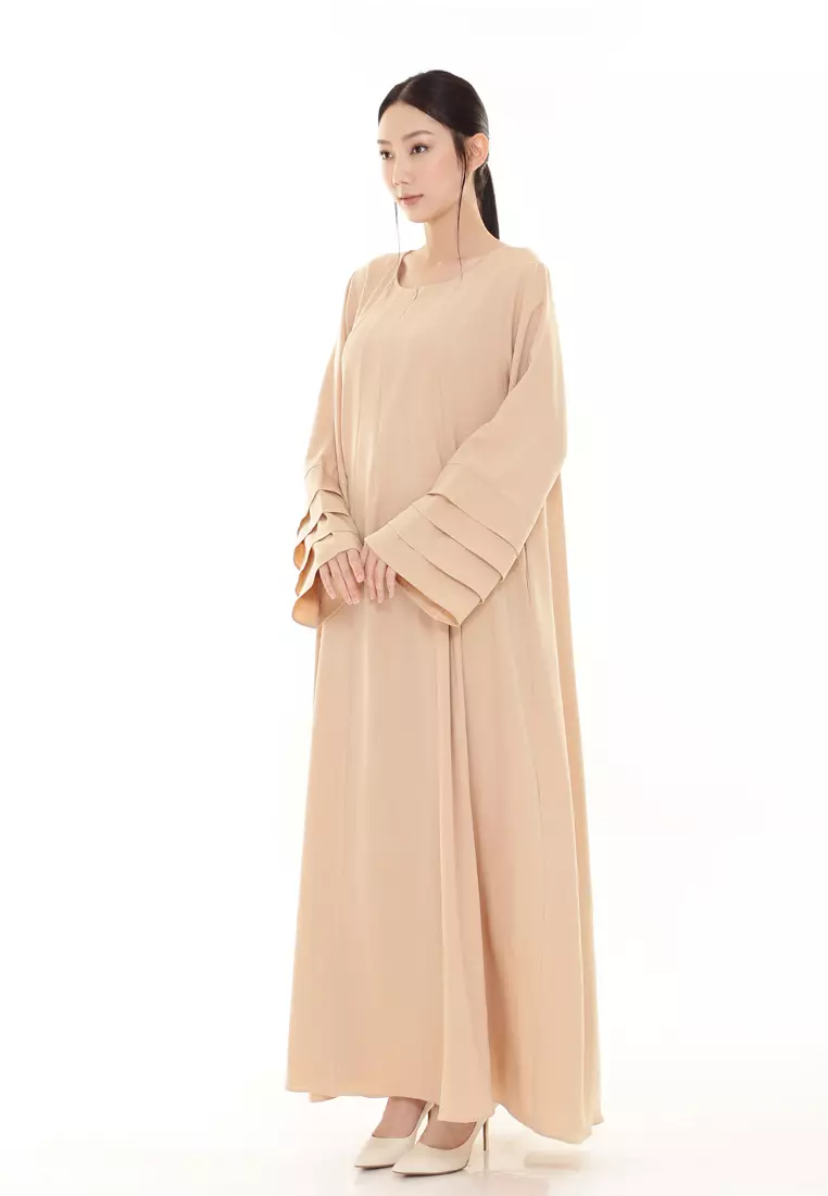 Laura Abaya Modern Layer Sleeves Loose Style in Beige