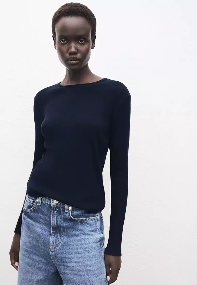 Ribbed Long-Sleeved T-Shirt