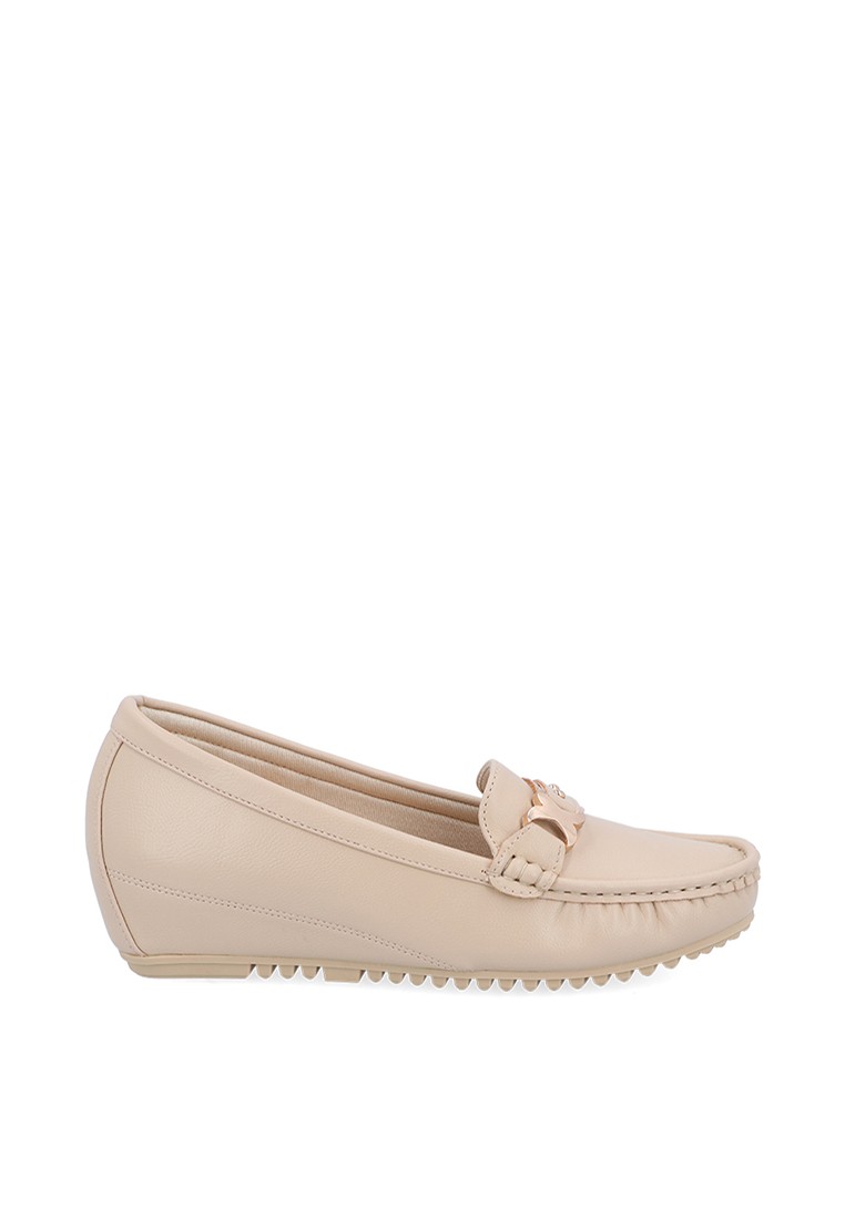 Medium Beige x Buckled Loafer