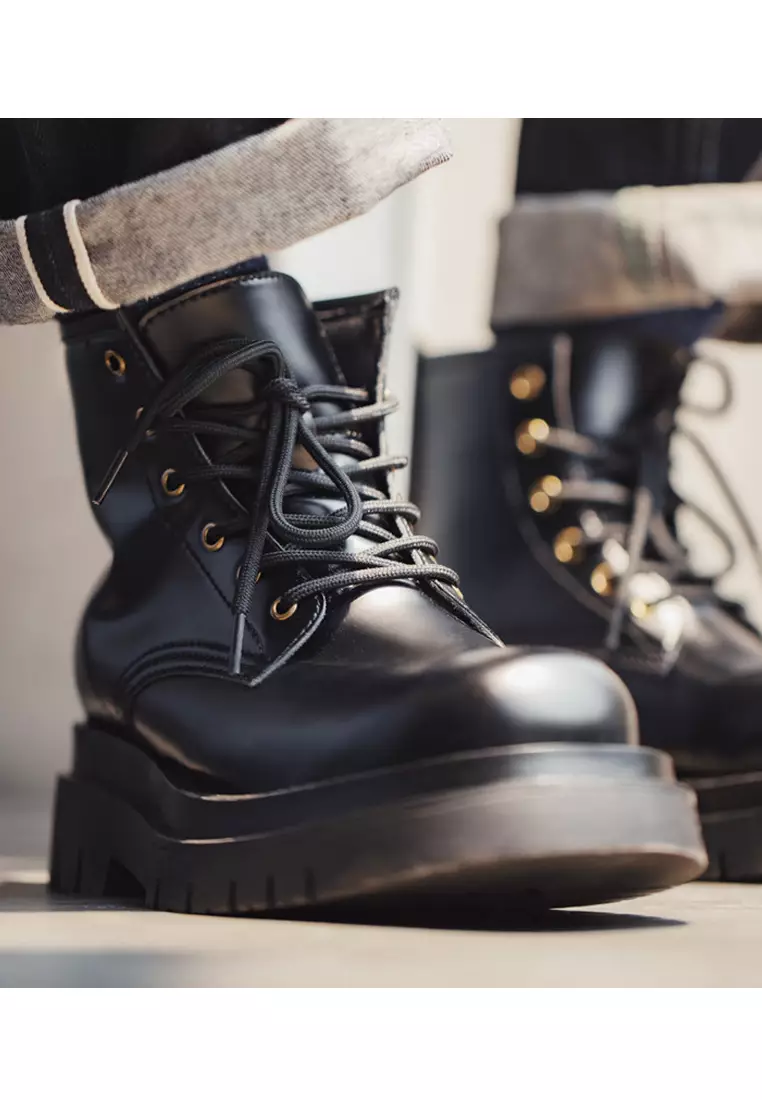 High Top Leather Lace up Boots CQ2103002