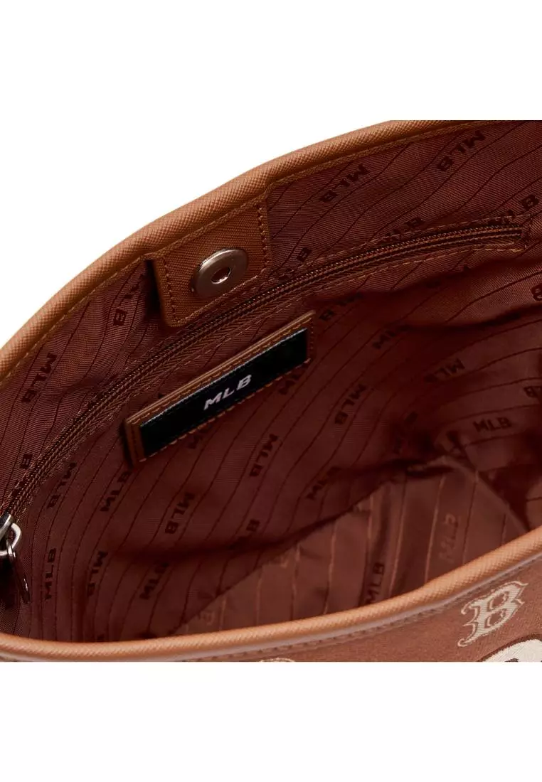 BIG CLASSIC MONOGRAM JACQUARD NEW BUCKET BAG BOSTON RED SOX