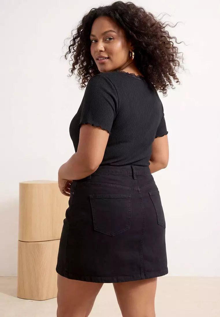 Black Lace Collar Detailed Buttoned Knitted Plus Size Blouse Tbbss26Af00138