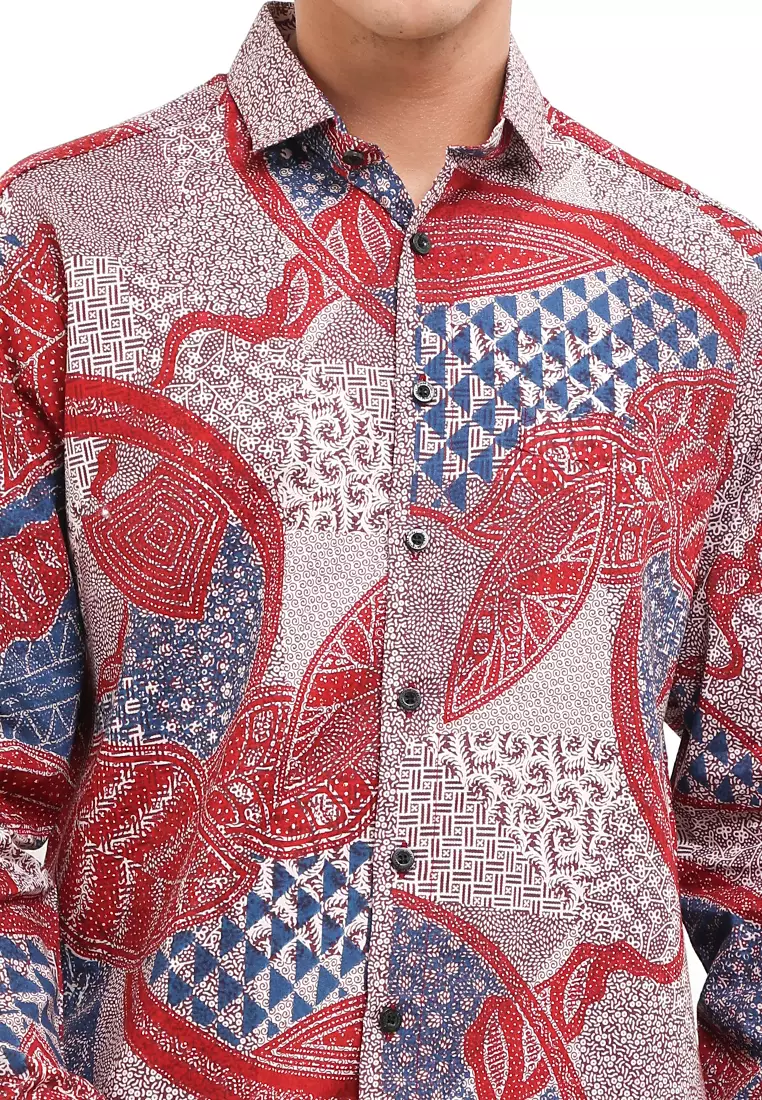 Kemeja Body Fit Batik Tumpuk