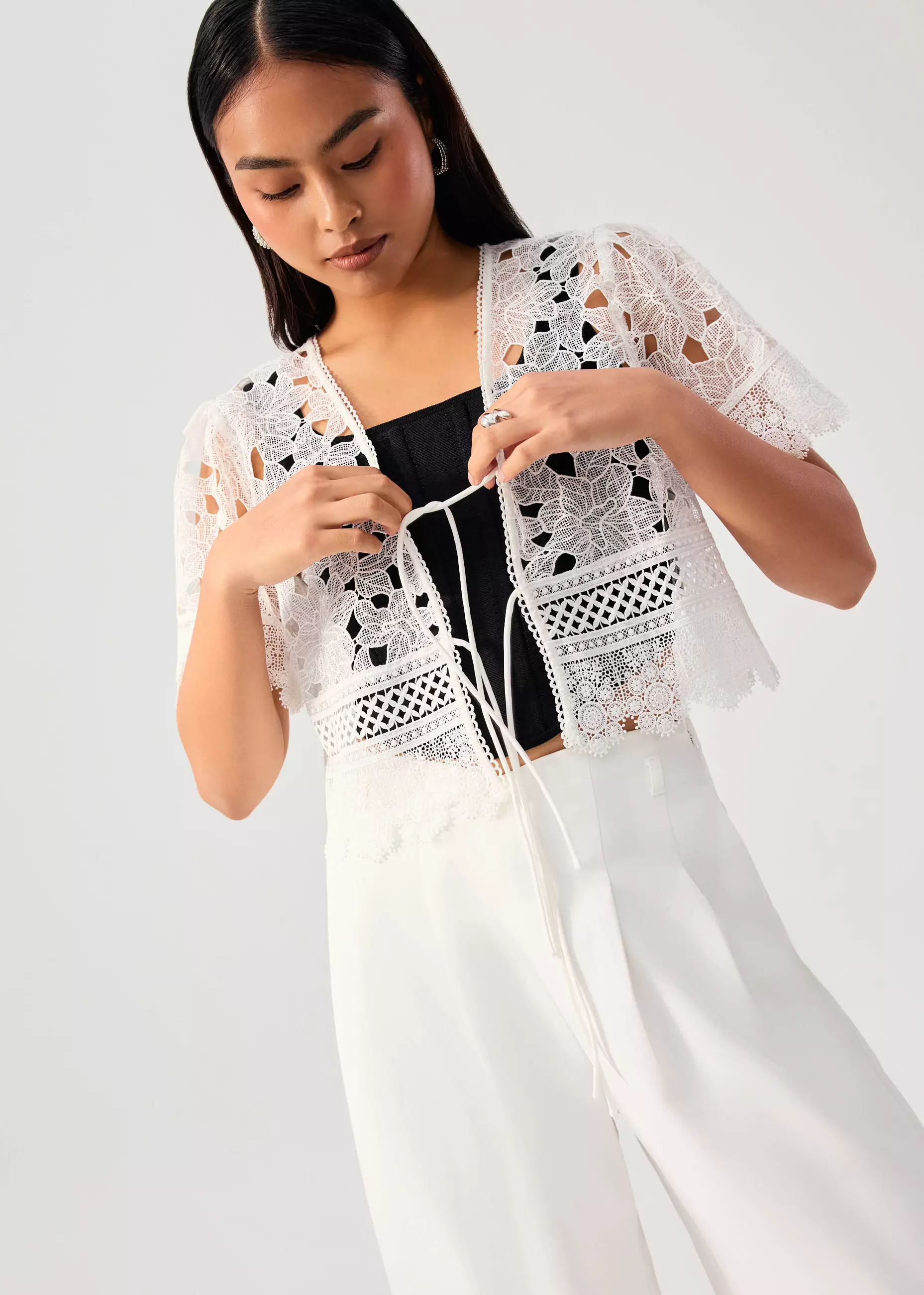 Atasan Wanita - Floral Lace Ribbon Tie V-neck Shell Top