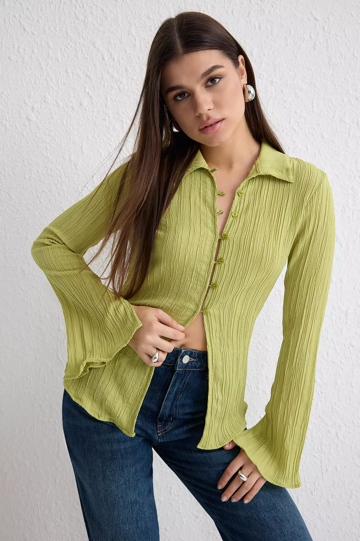 Khaki Textured Fitted Waist Woven Shirt TWOSS24GO00002