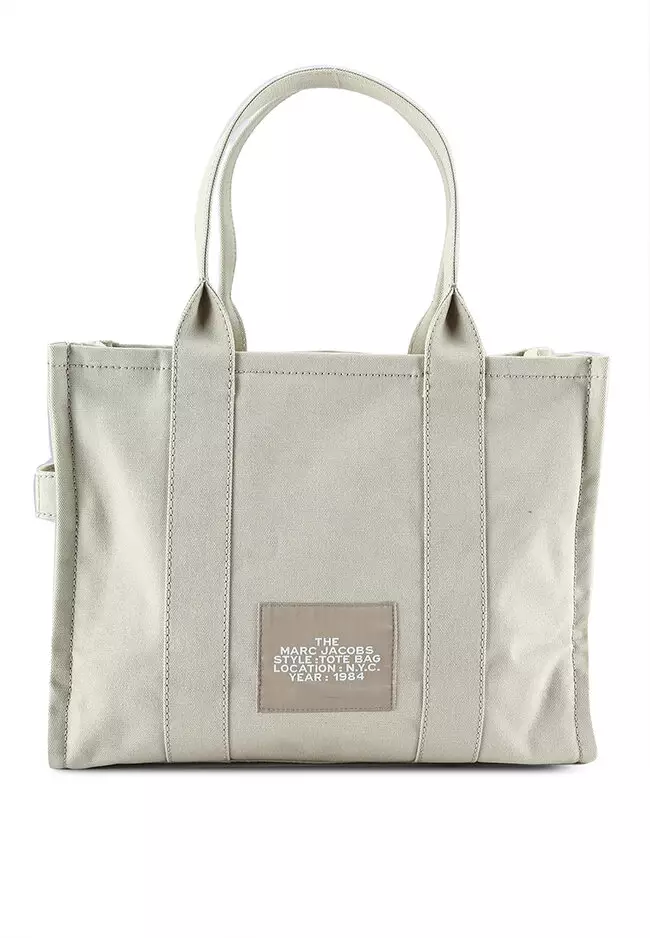 The Large Traveler Tote Bag (nt)