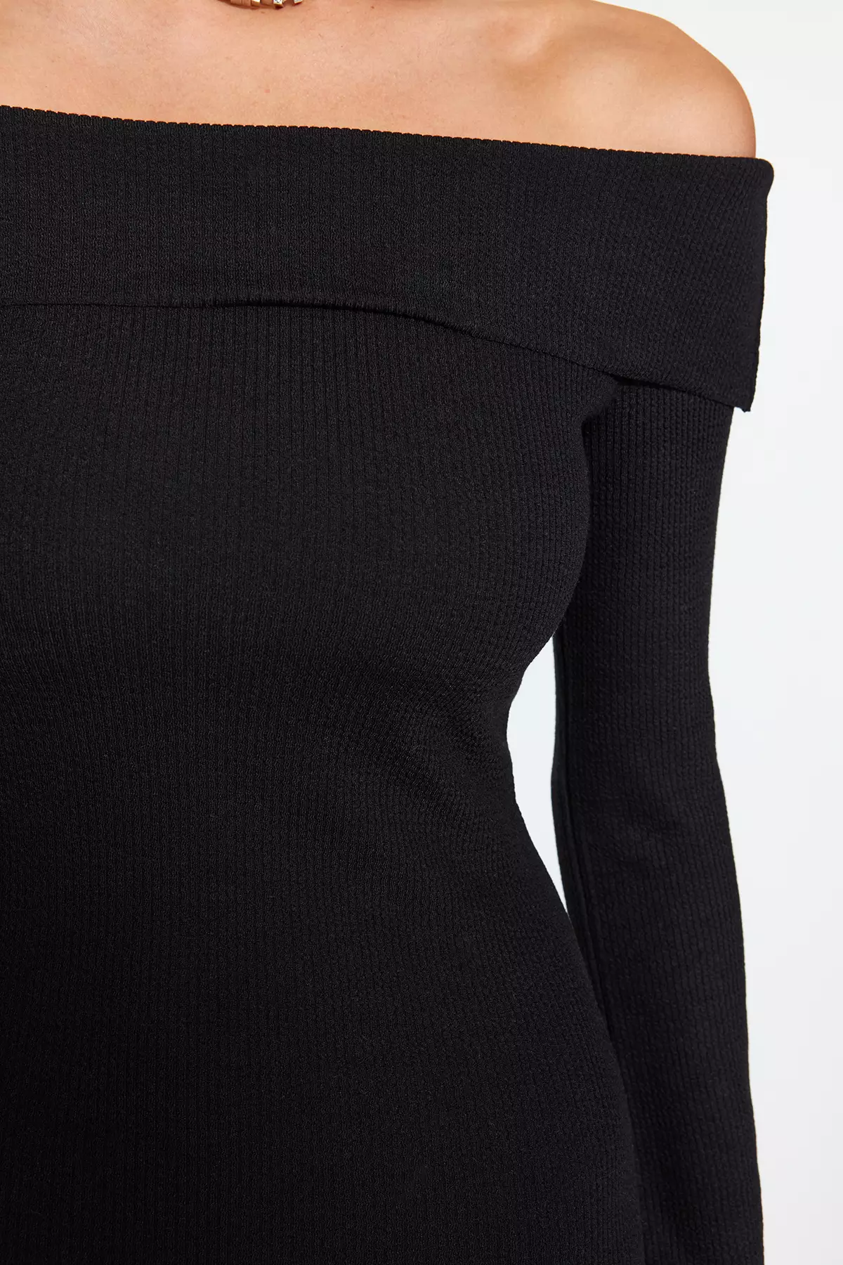 Fitted Off Shoulder Midi Dress