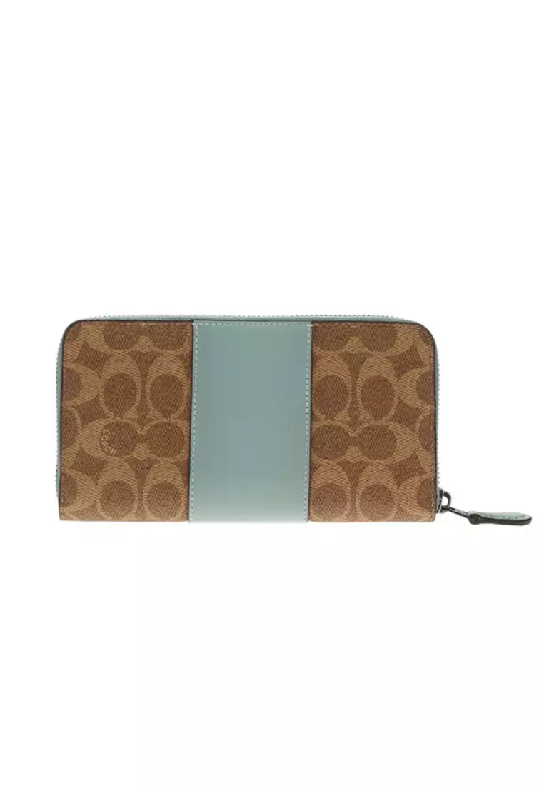 Coach pouch outlet