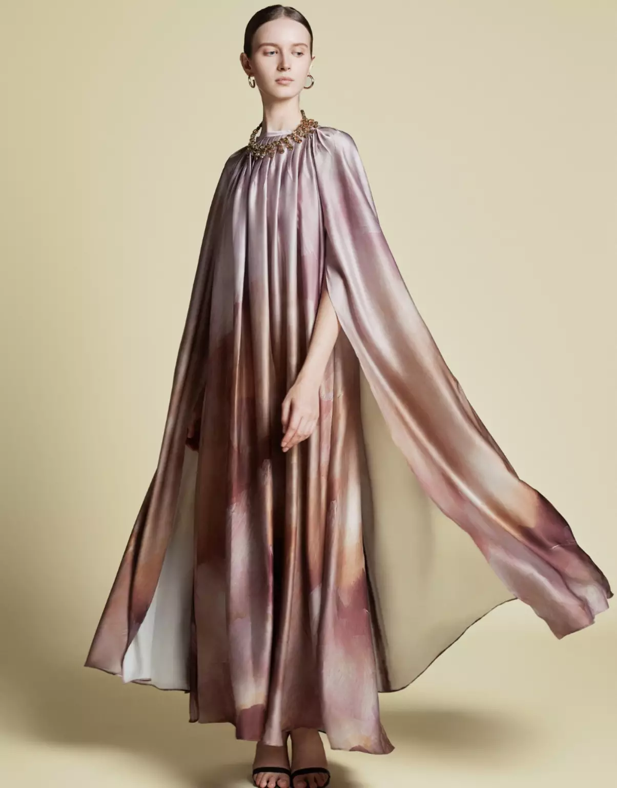 Demure Signature - Cape Kaftan in Italian silk Twill Abstract Brown - Dress