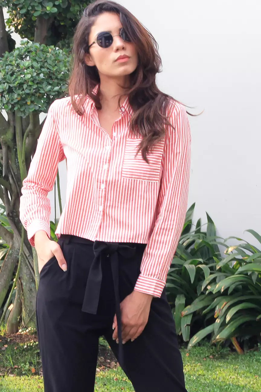 Kemeja Wanita Harpy Red White