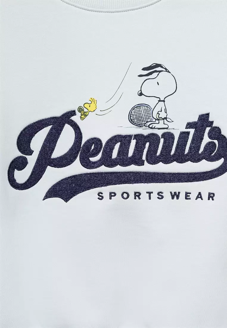 Embroidered Snoopy Sweatshirt